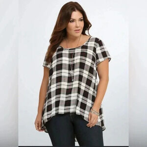 Torrid black plaid Georgette hi low blouse short sleeve size 1X E32